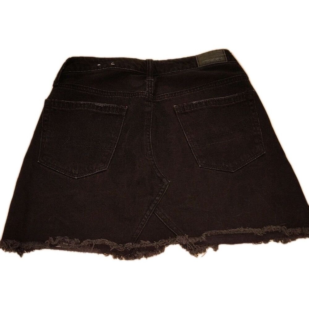 American Eagle Black Denim Mini Skirt Raw Fray Hem 5-Pocket Size 00 Very Good... - Picture 2 of 8